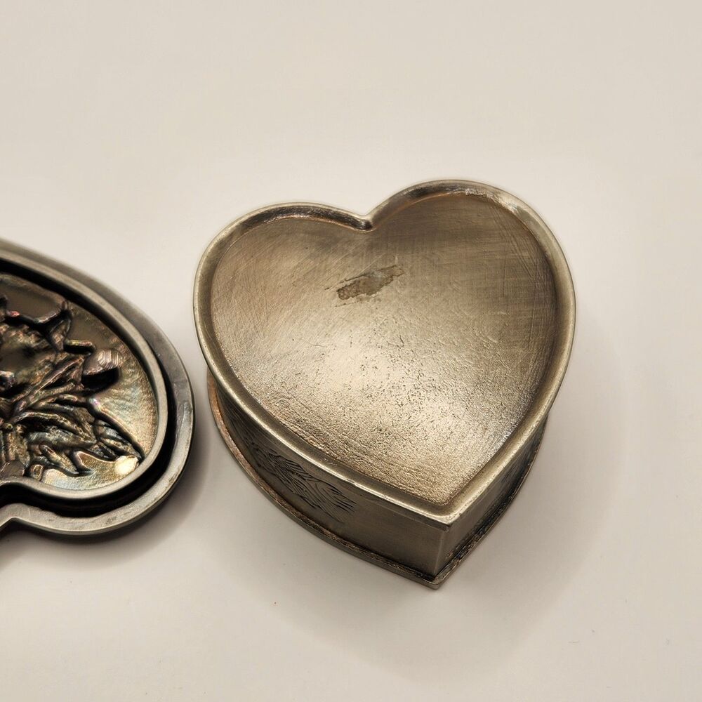 Silver Trinket Box Flower Embossed Engraved Lady Bug Lined - Picture 5 of 7
